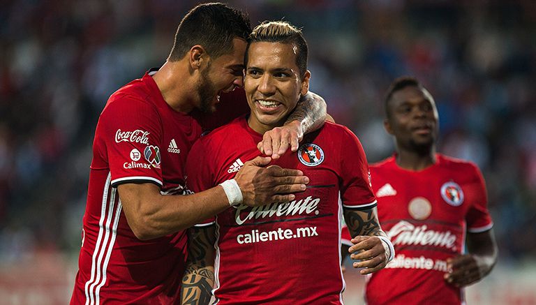 Dayro Moreno festeja un gol con Tijuana