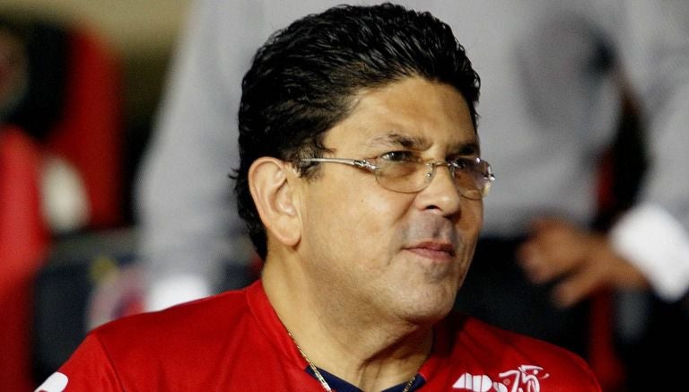 Fidel Kuri en un partido del Veracruz