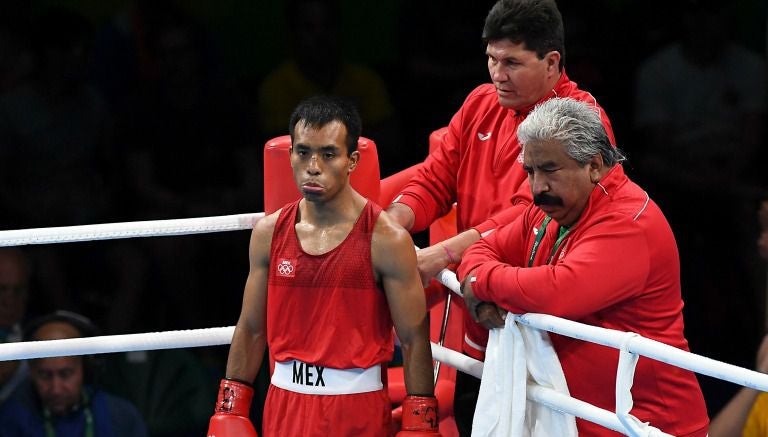 Elías Emigdio previo a un combate en los olímpicos