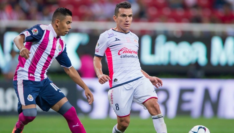 Imagen del partido de la Jornada 12 entre Chivas y Morelia