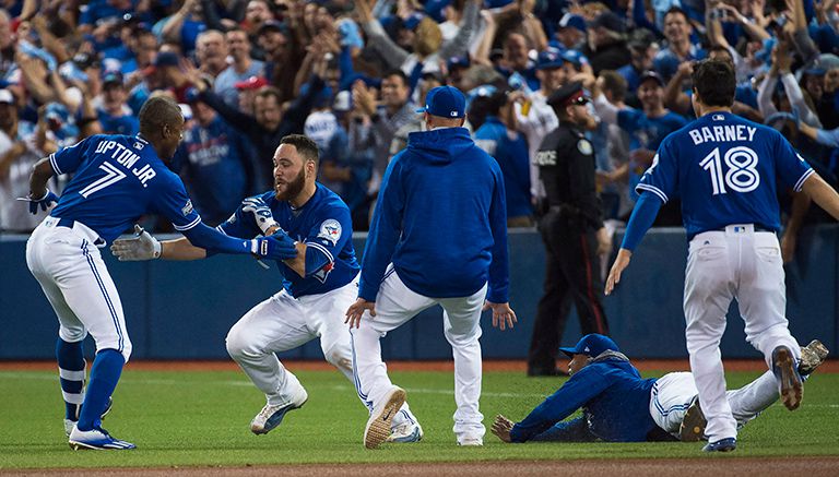 Toronto festeja el pase a la Serie de Campeonato de la Americana