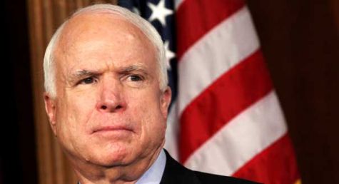 John McCain no seguirá apoyando a Trump