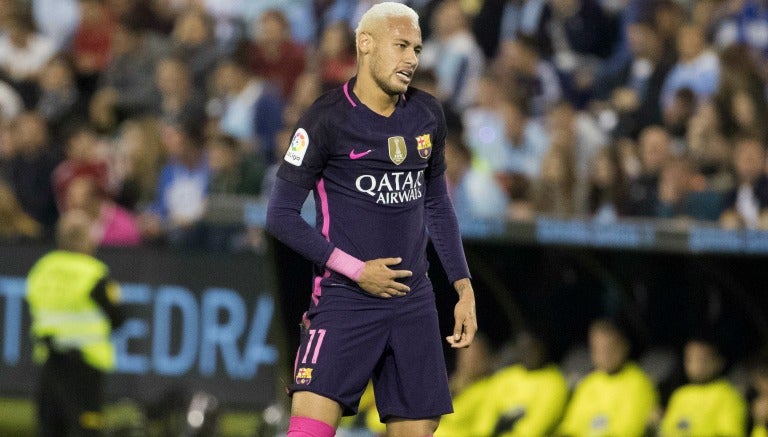 Neymar disputa un compromiso con el Barcelona en Liga