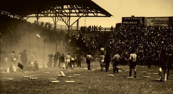 El Parque Asturias durante el incendio en 1939