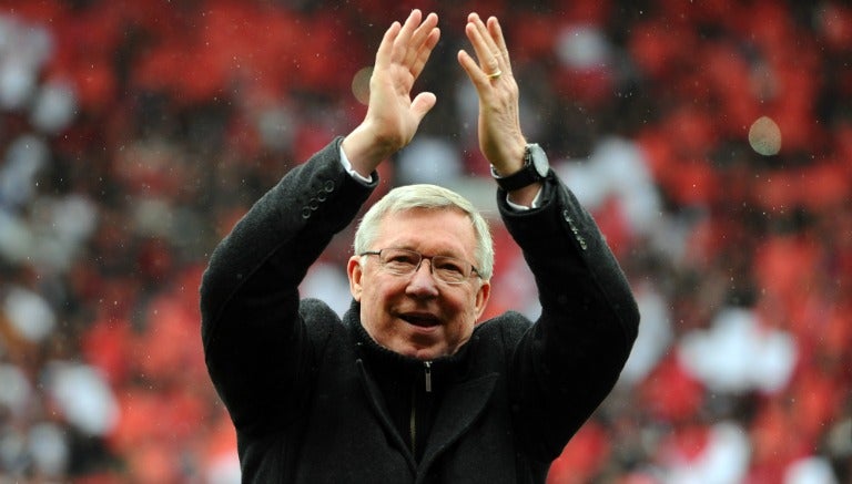 Alex Ferguson en un partido cuando entrenaba a los Red Devils