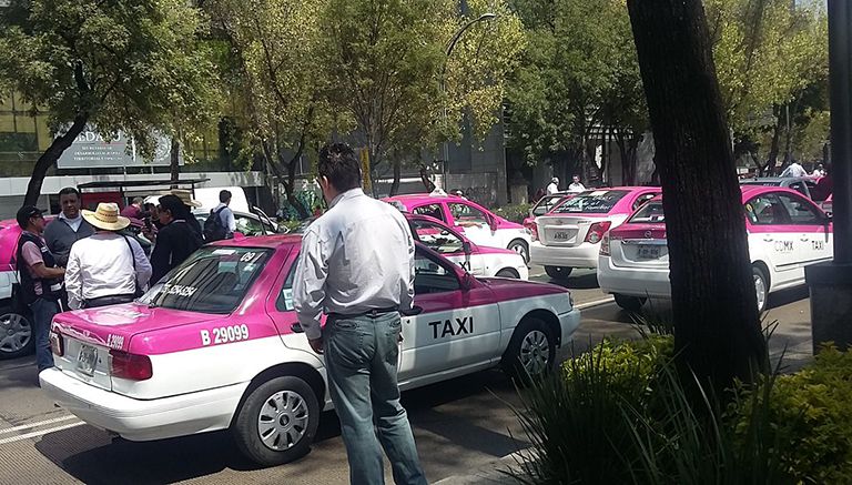 Taxistas bloquearon las avenidas principales de CDMX