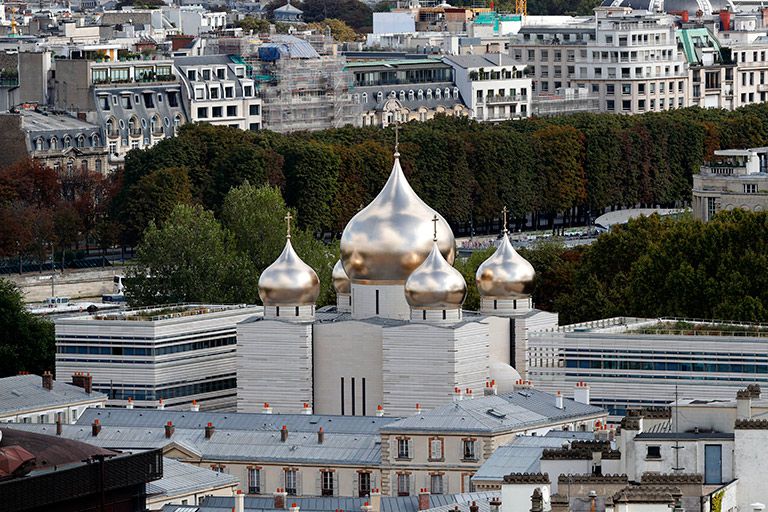 La nueva iglesia ortodoxa en París a la cual iba asistir Putin