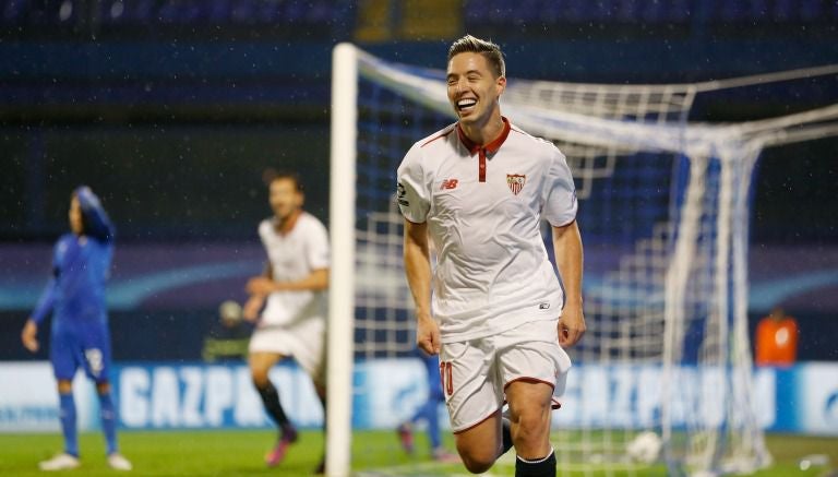 Samir Nasri festeja su tanto contra el Dinamo en la J3 de la Champions