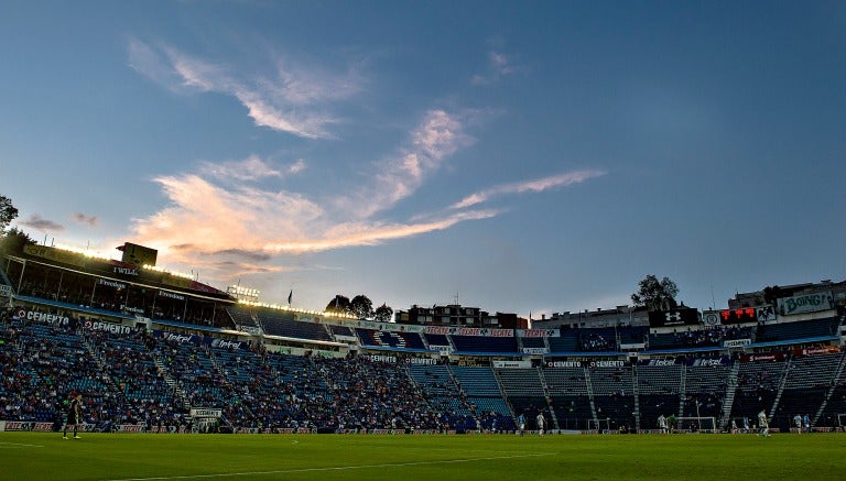 Estadio Azul antes de un partido 