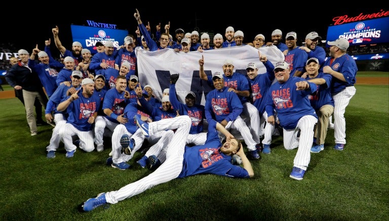 Los Cachorros festejan el triunfo