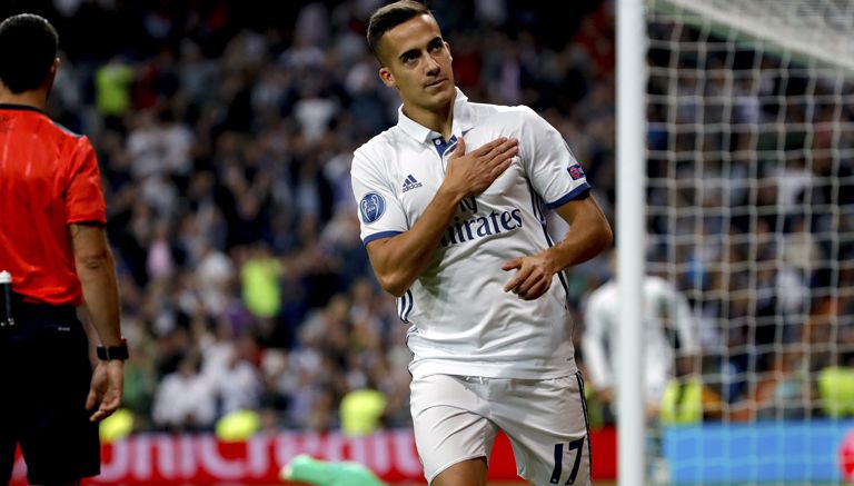 Lucas Vázquez celebra un gol con el Real Madrid