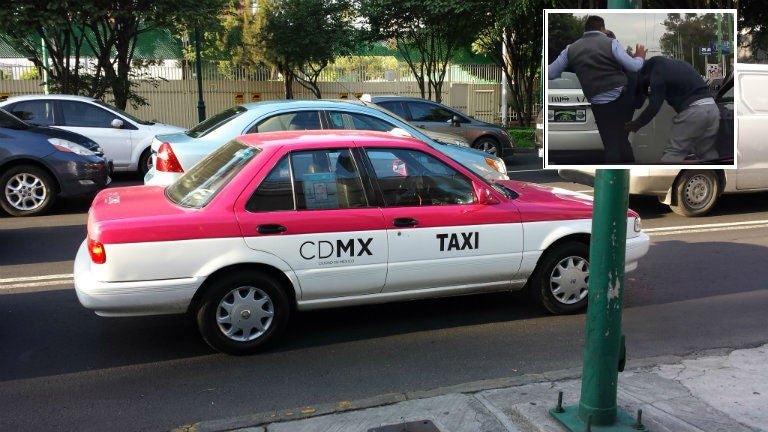 Taxista y conductor de Uber protagonizan pelea 