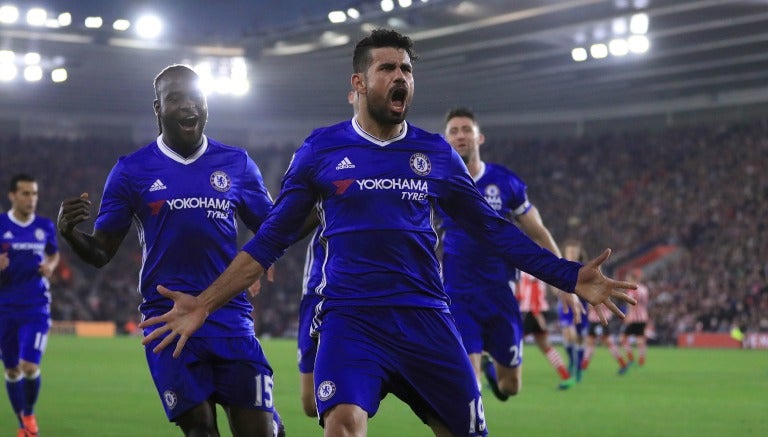 Diego Costa festeja gol contra el Southhampton