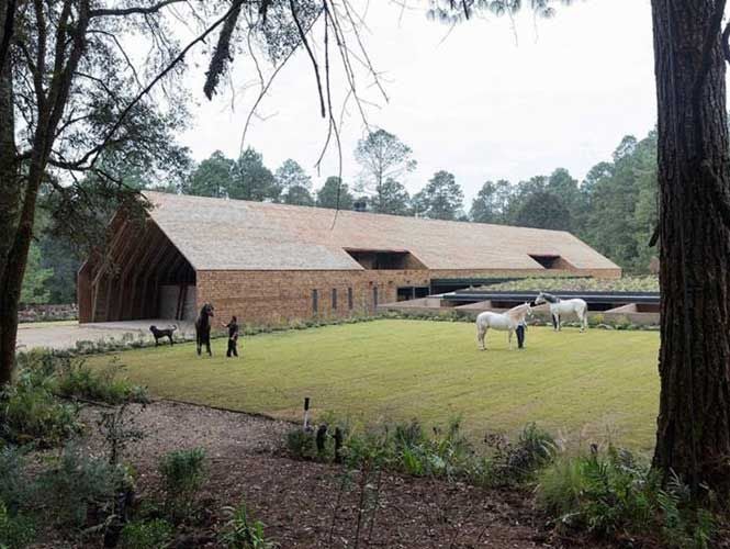 El rancho se localiza en Valle de Bravo, Estado de México