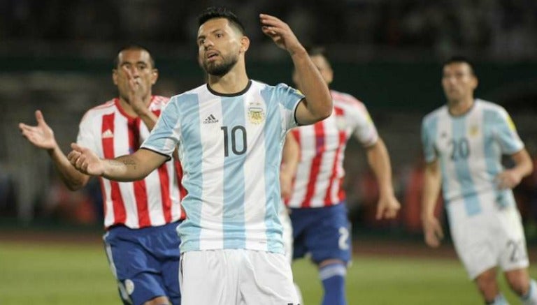 Kun Agüero lamenta una derrota de Argentina contra Paraguay 