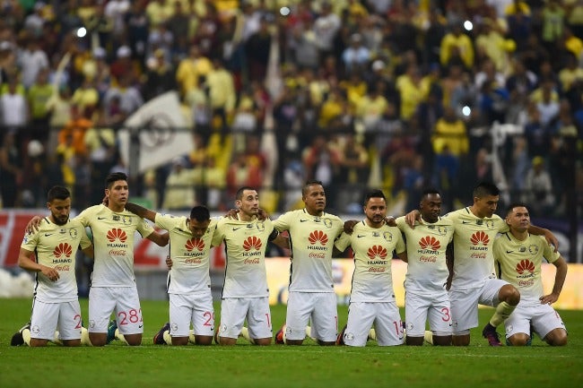 Elementos de las Águilas en los penaltis de 'Semis' de Copa MX