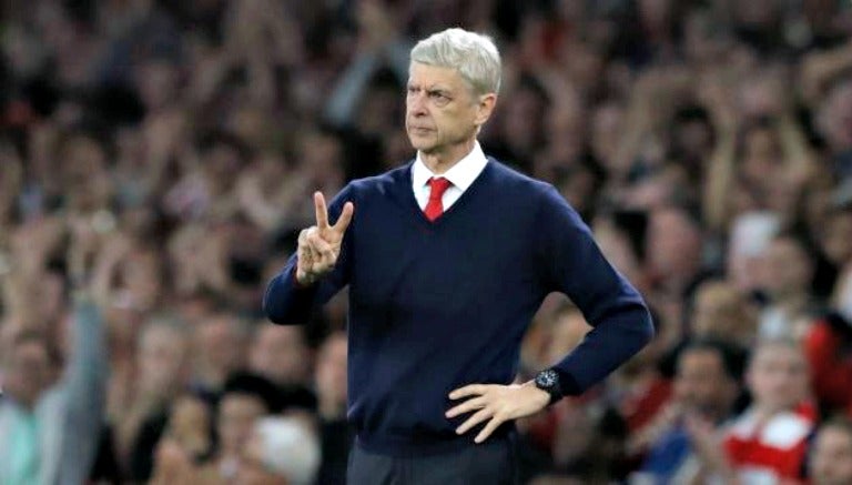 Arsene Wenger durante un partido del Arsenal