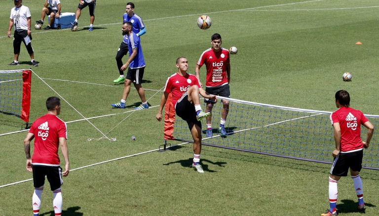 Jugadores de Paraguay entrenan en Bolivia