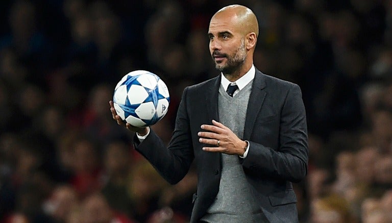 Pep Guardiola en un partido de Champions