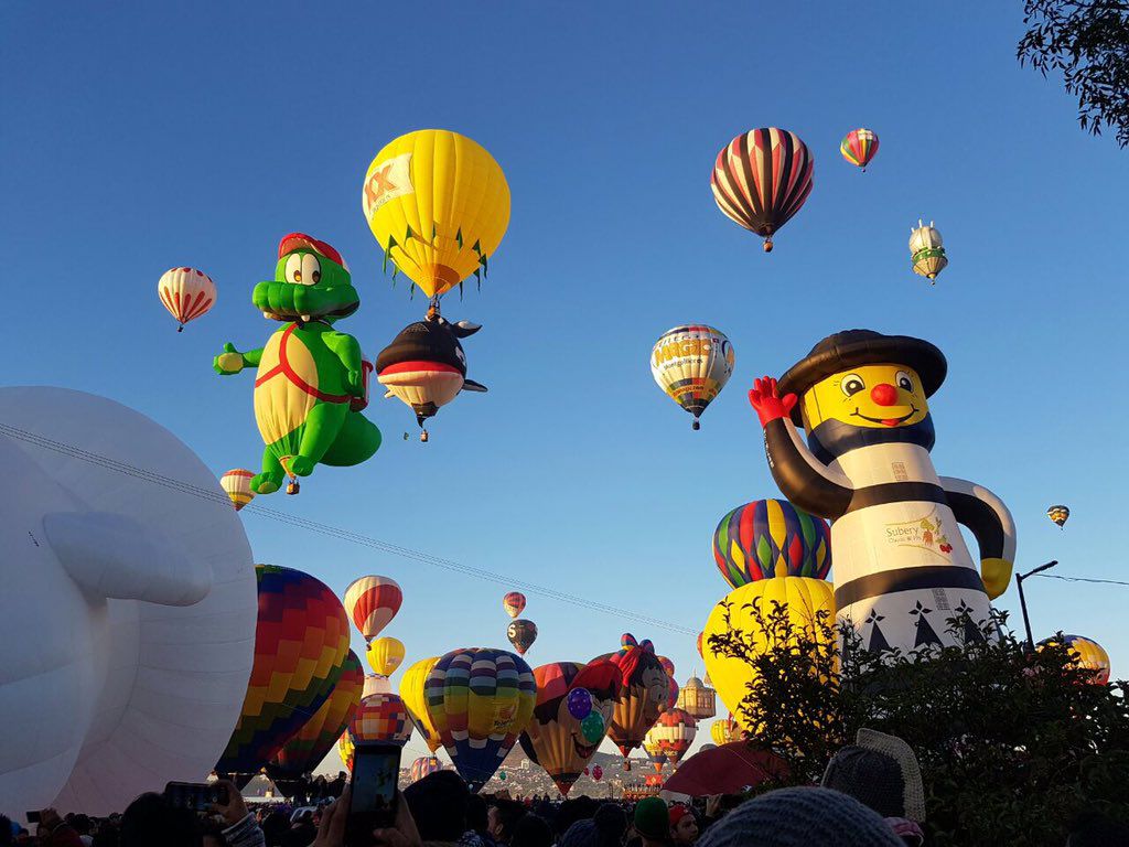 Los Globos comienzan a elevarse a las siete de la mañana