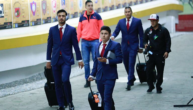 Chofis y Alanís arriban al Estadio Azteca