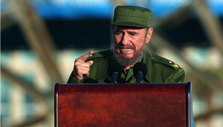 Castro dando un discurso en Cuba