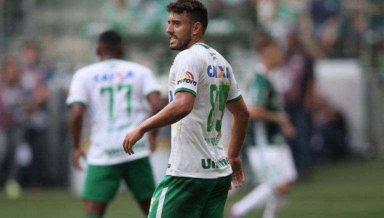 Alan Luciano Ruschel, en un juego con el Chapecoense