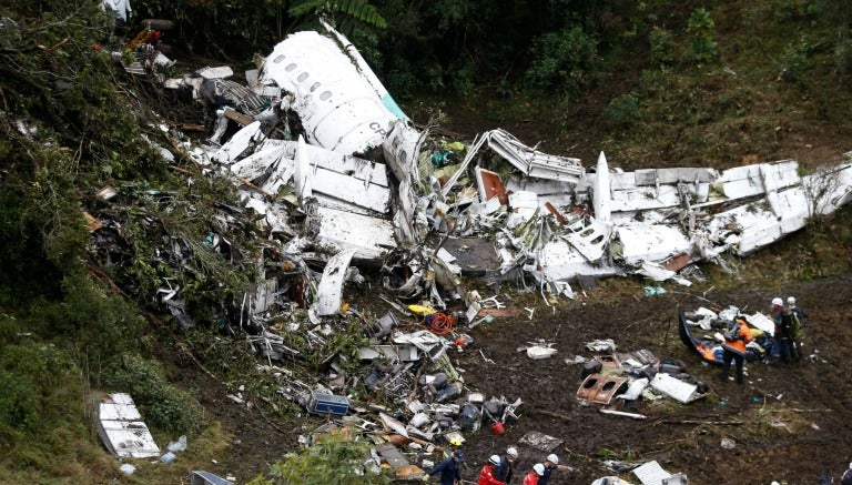 El avión siniestrado en el cerro de Antioquia