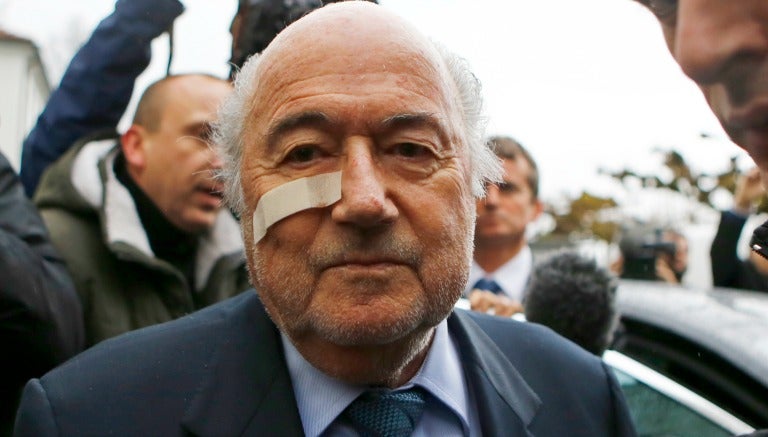 Joseph Blatter tras una conferencia de FIFA en Suiza 