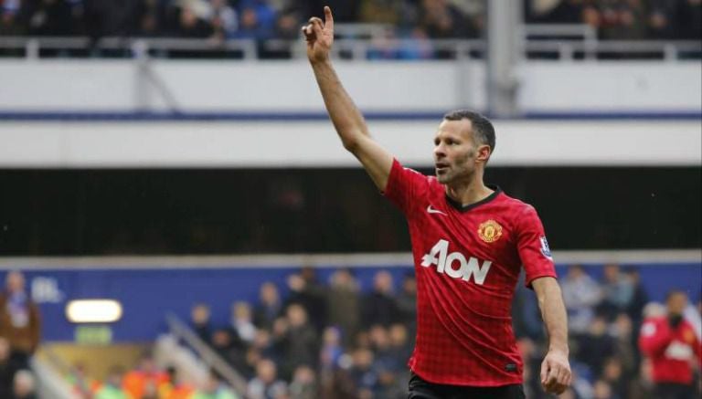 Ryan Giggs durante un partido con el Manchester United