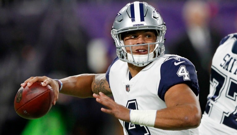 Dak Prescott durante un encuentro con los Dallas Cowboys 