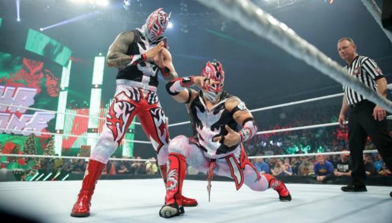 Sin Cara y Kalisto antes de una lucha