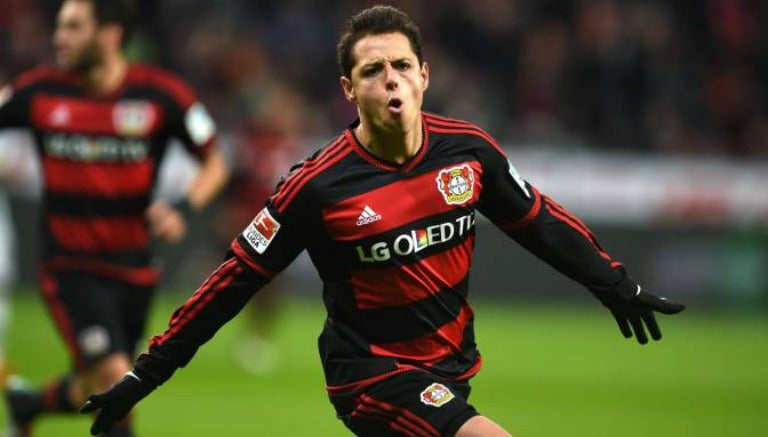 Javier Hernández celebrando un gol del Leverkusen