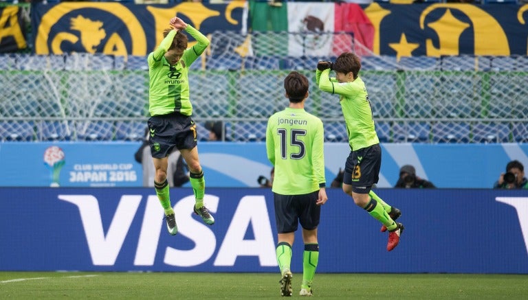 Bokyung celebra su gol contra América