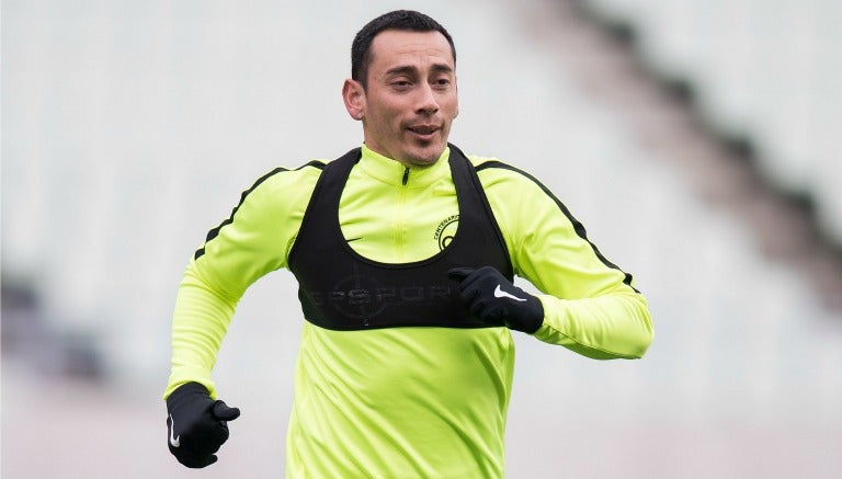 Sambu, durante un entrenamiento en Japón