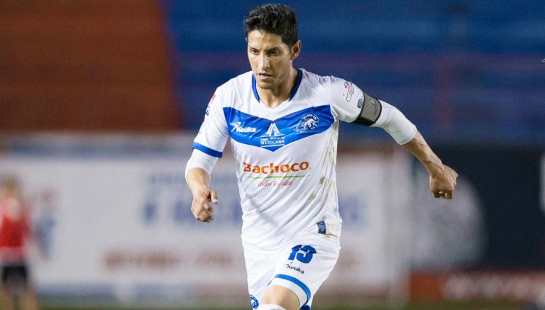 Reyna, durante un partido con Celaya