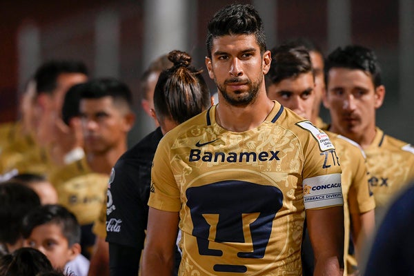 Lalo Herrera previo a un partido de Pumas 