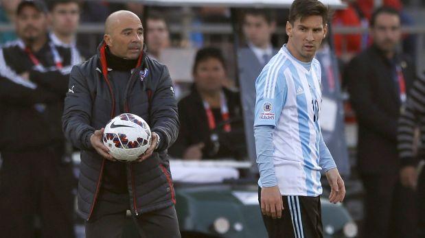 Sampaoli junto a Messi durante la Final de la Copa América 2015