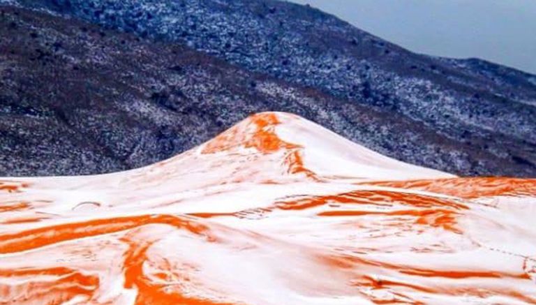 El desierto de Sahara cubierto de nieve