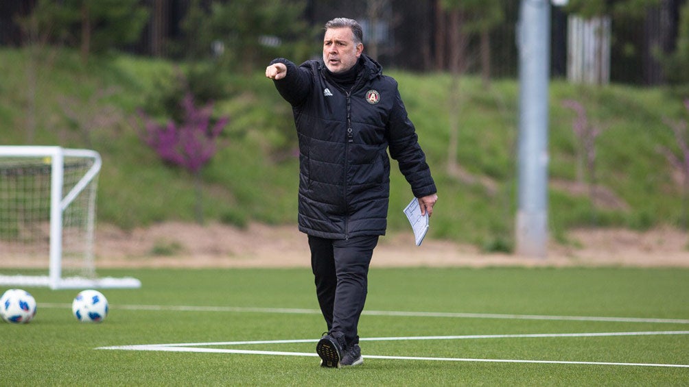 Tata Martino, durante un entrenamiento con el Atlanta United