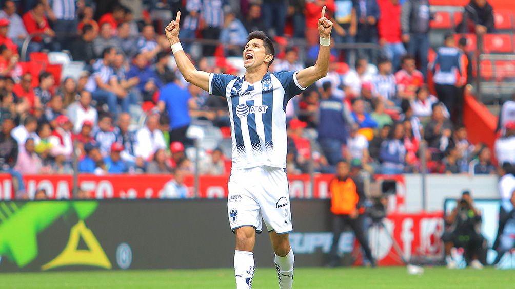 Molina festeja un gol con Rayados 