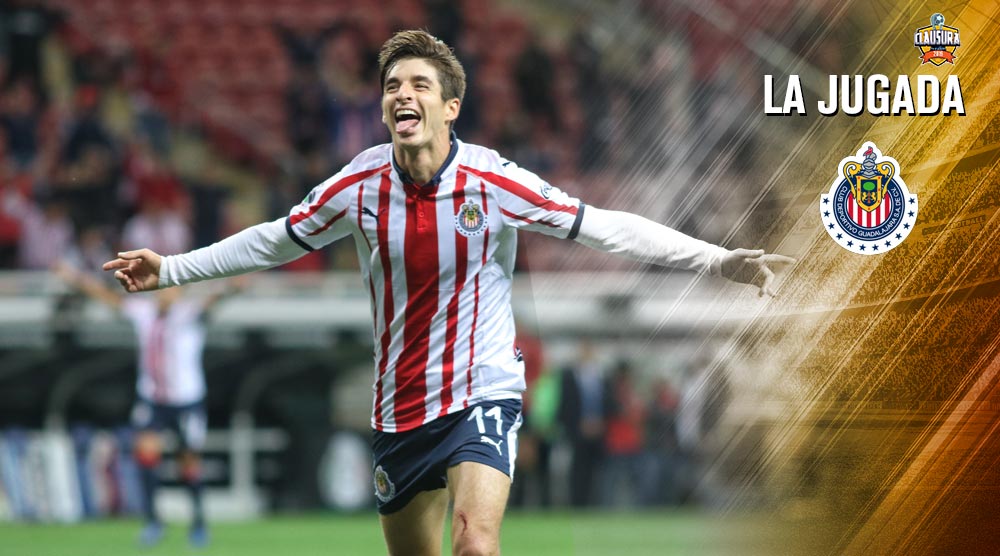 Brizuela festeja gol con Chivas