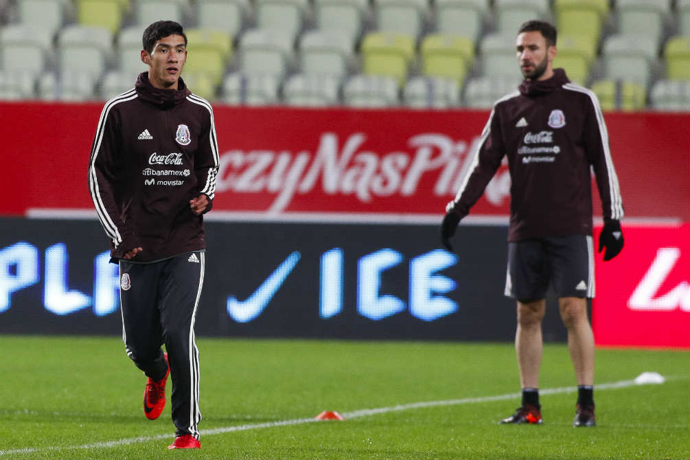 Uriel Antuna y Miguel Layún durante un entrenamiento del Tri