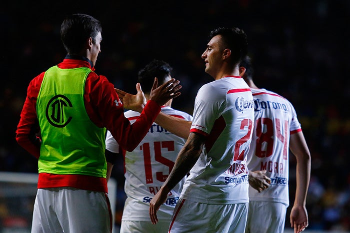 Jugadores de Toluca en el partido contra Morelia