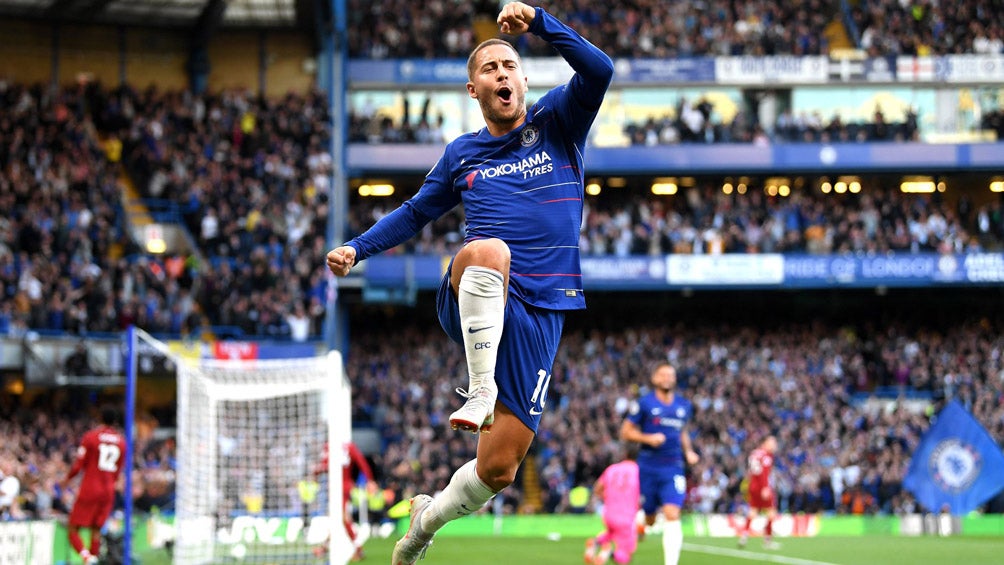 Hazard celebra una anotación con Chelsea 