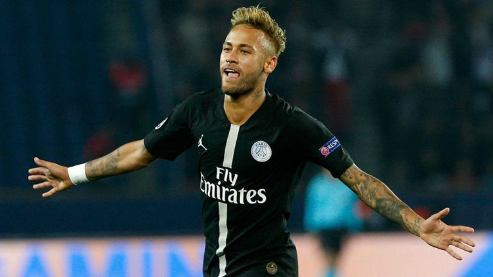 Neymar en un partido con el PSG 