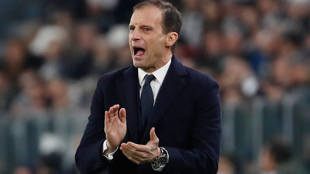 Allegri aplaude a su equipo en Final contra Milan 