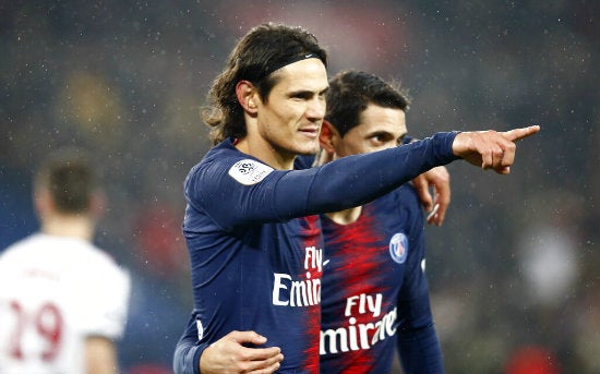 Cavani festeja gol 