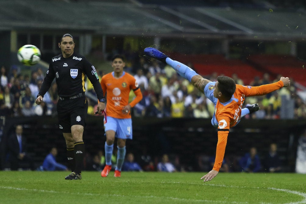 Cristian Insaurralde remata en juego del América