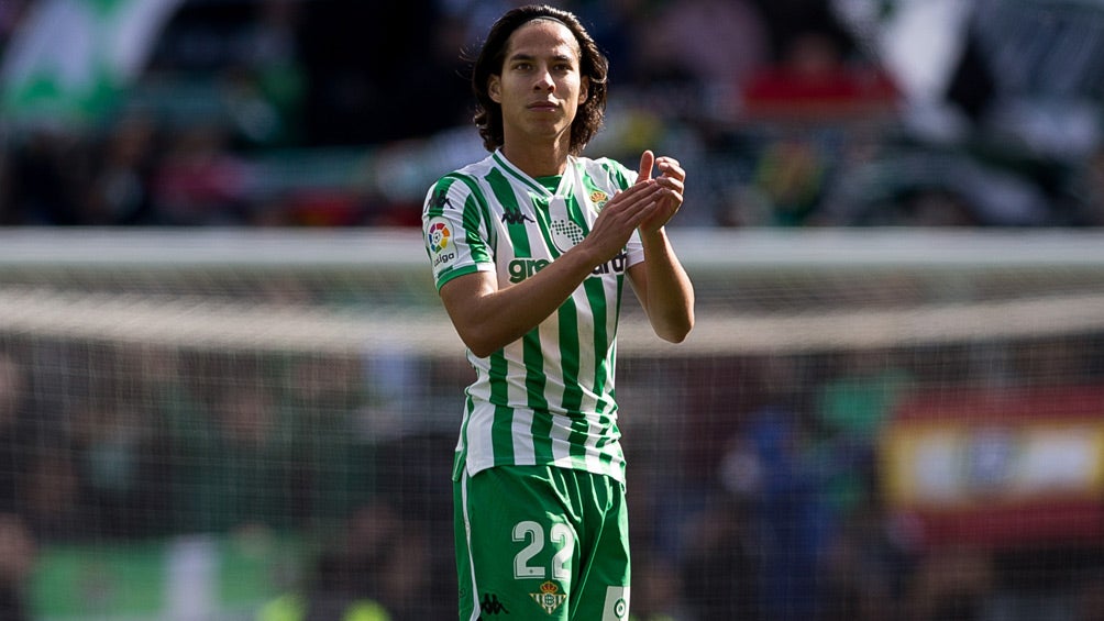 Lainez, tras su debut con el Betis en España 